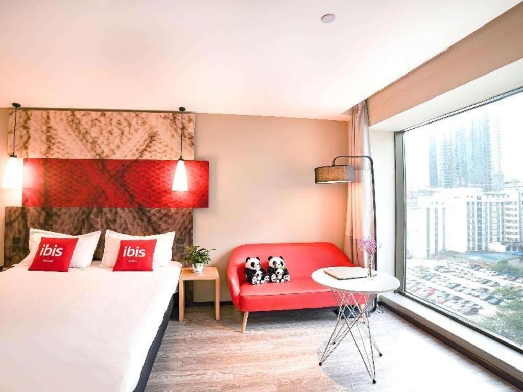Отель Ibis Chengdu Chunxi Road Shudu Mansion Экстерьер фото