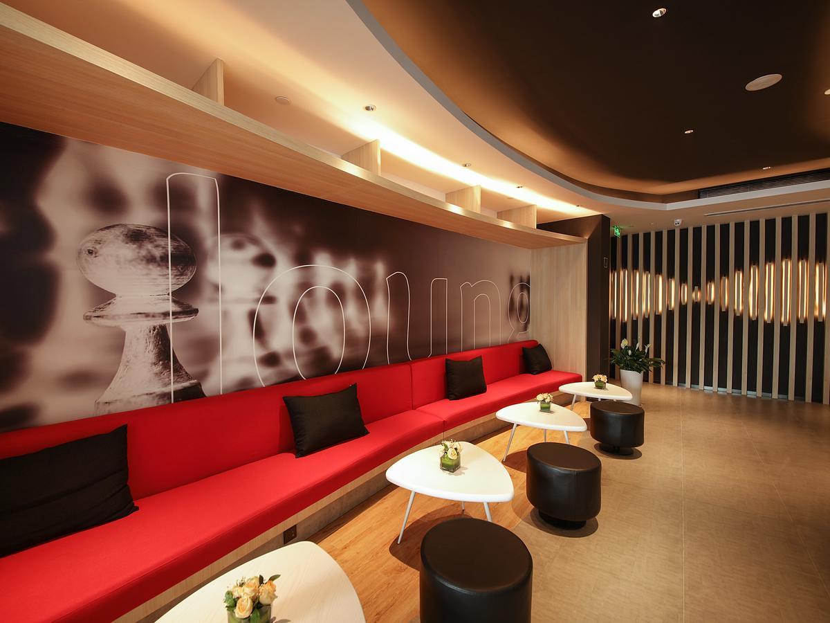 Отель Ibis Chengdu Chunxi Road Shudu Mansion Экстерьер фото