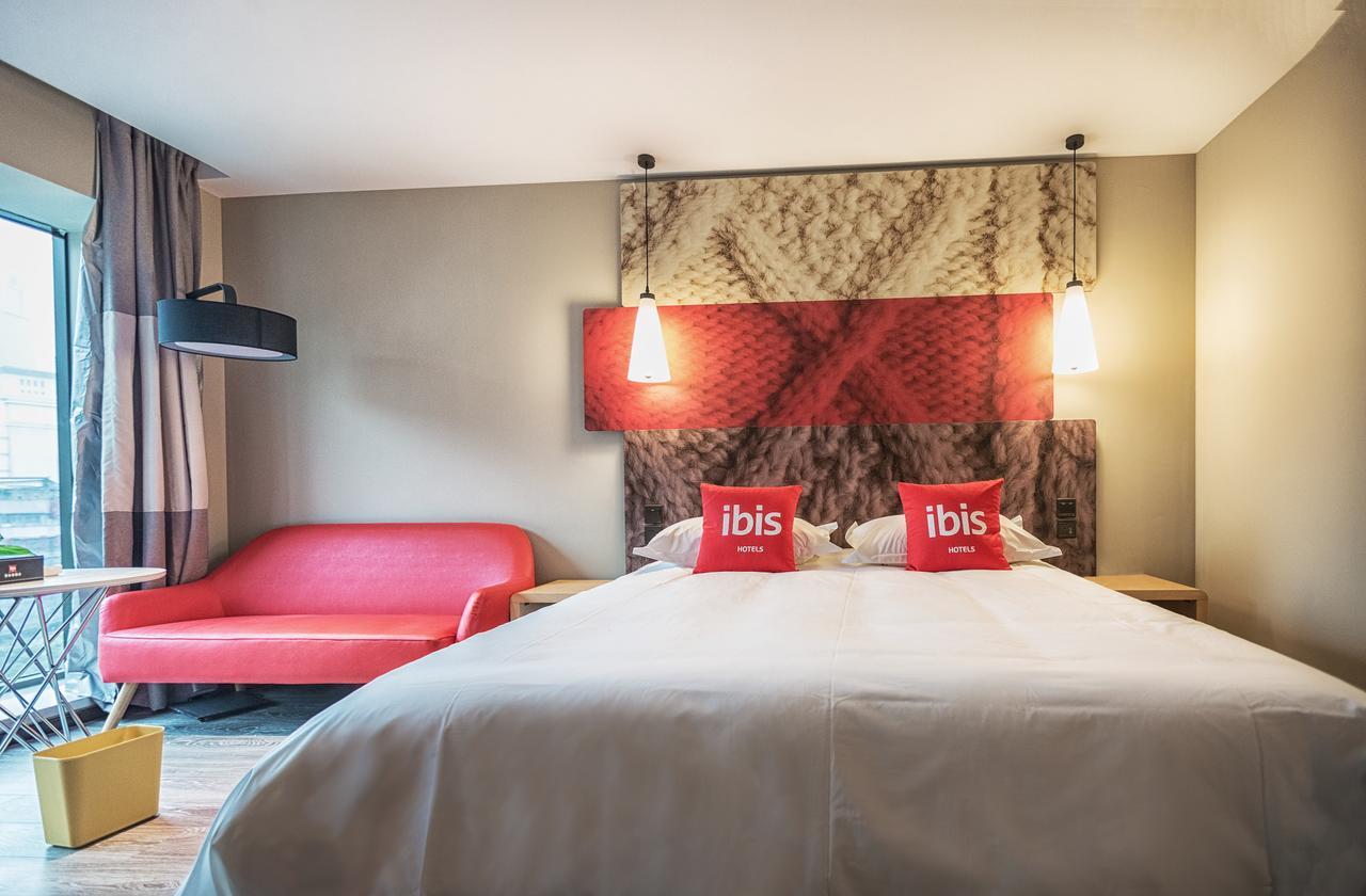 Отель Ibis Chengdu Chunxi Road Shudu Mansion Экстерьер фото